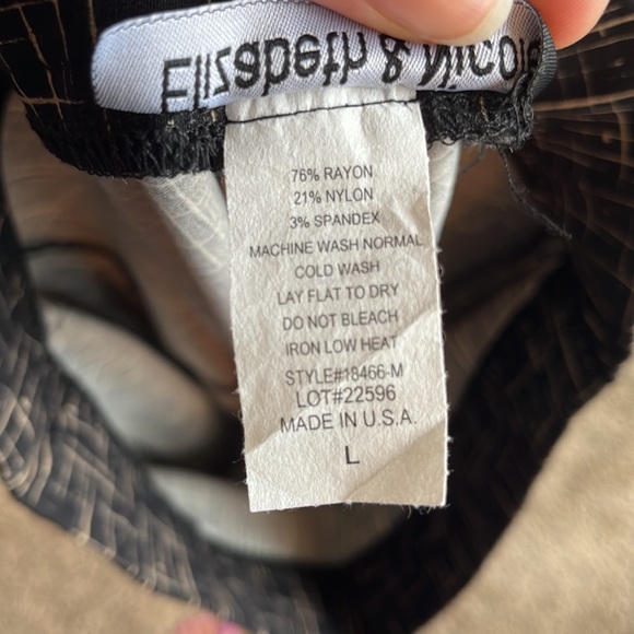 14-16 Vintage Abstract patterned pencil skirt. - Picture 4 of 6